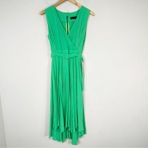 BGL Midi Sleeveless Dress Green